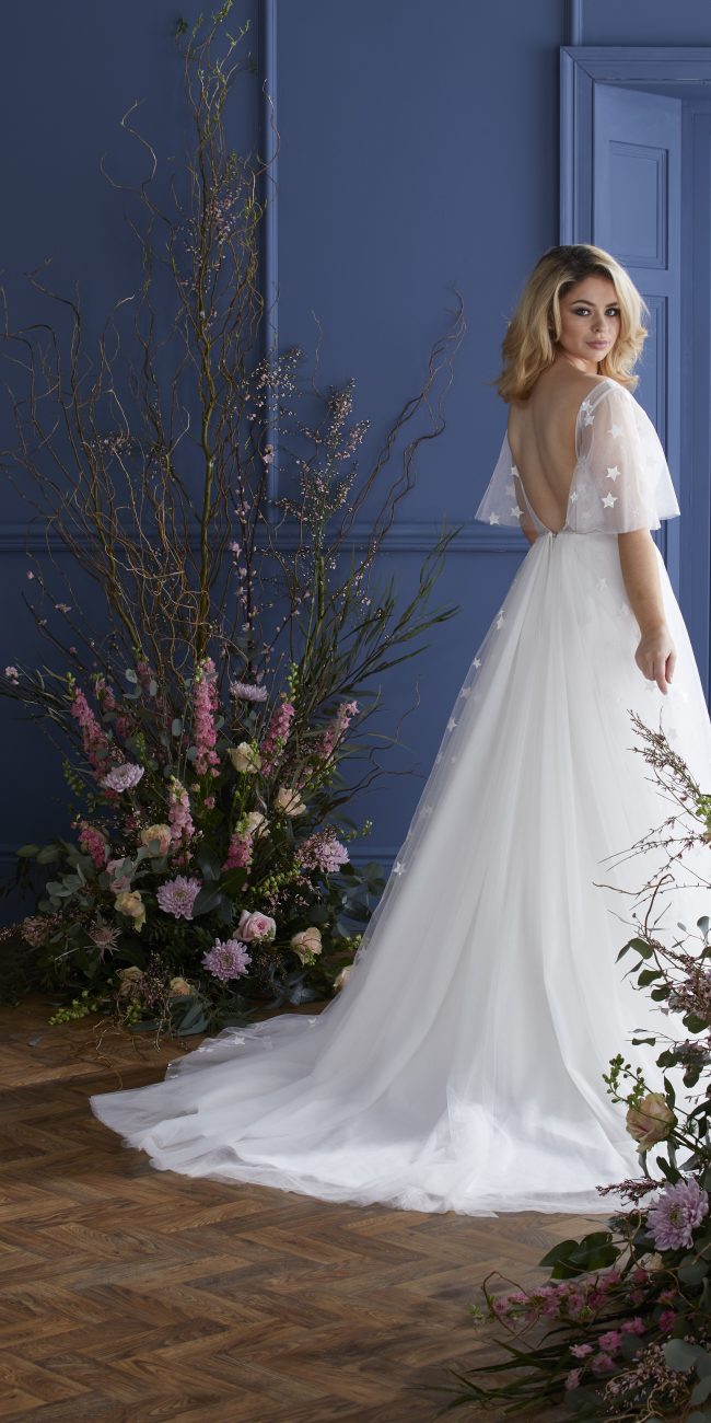 low back a line wedding dress with sleeves