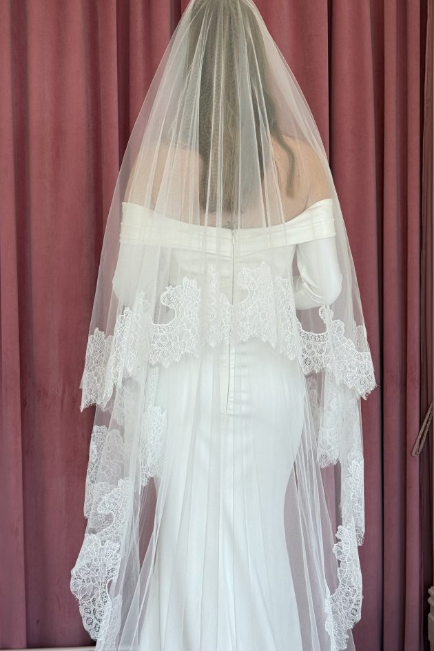Chantilly Lace Edge with Blusher - Wedding Dresses & Gowns Auckland - IMG 9858 3