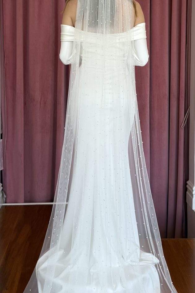 Heavily Decorated Scattered Pearl Veil - Wedding Dresses & Gowns Auckland - IMG 9837 1