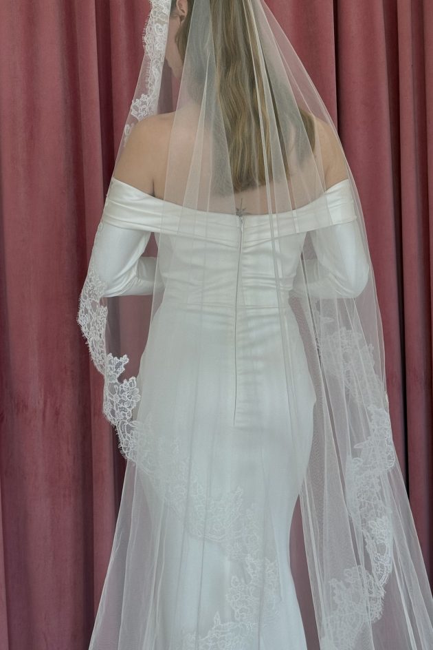 Mantilla Lace Veil - Wedding Dresses & Gowns Auckland - IMG 9899