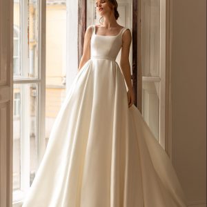 Mary - Wedding Dresses & Gowns Auckland - Mary 2 scaled e1651133468348